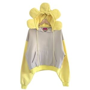 Tyler McGillivary Flower Hoodie Pullover Sweatshirt Yellow Grey Small